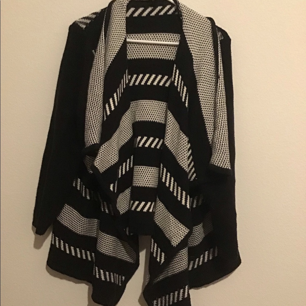 Asymmetrical jacket